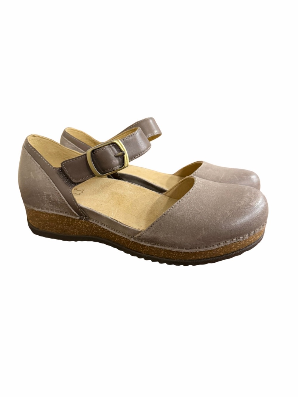 NWOT Dansko Mae Taupe Suede Mary Jane Shoes Size 38 / US 7.5-8 9613155300